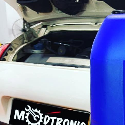 PDK service fluids and filter components for a Porsche 997 GTS